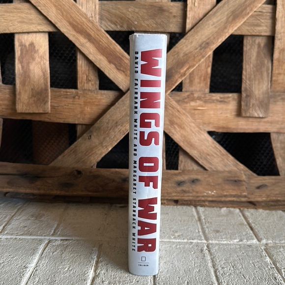 Wings Of War, World War II Fighter Plane that saved….book, White (#38) - Picture 2 of 7